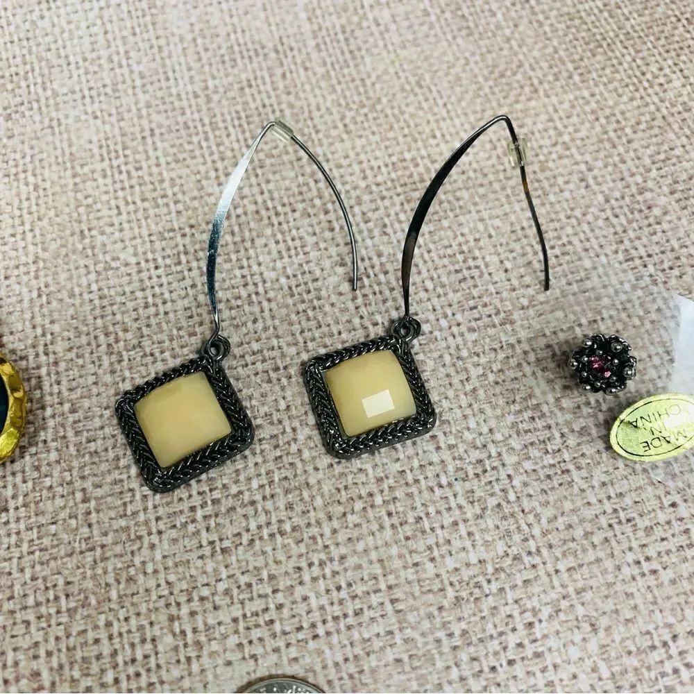 Earring Bundle‎ - Picture 4 of 4